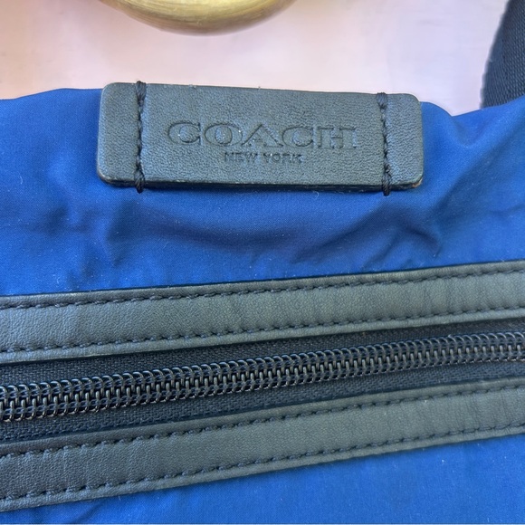Coach Bag - Picture 5 of 7